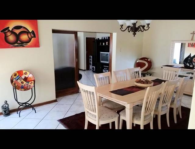 10 BEDROOM HOUSE FOR SALE IN WATERKLOOF RIDGE